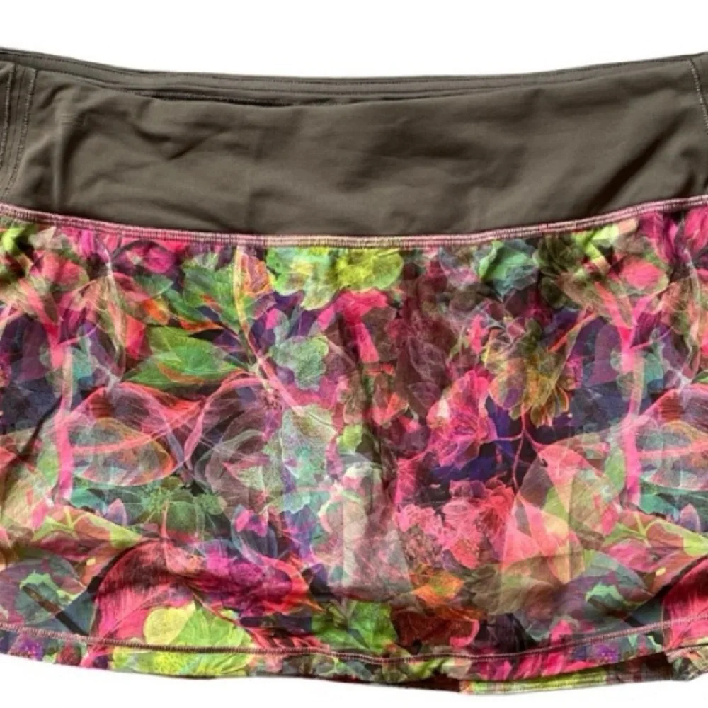 #023, Lululemon pace rival mid-rise skirt, size 8